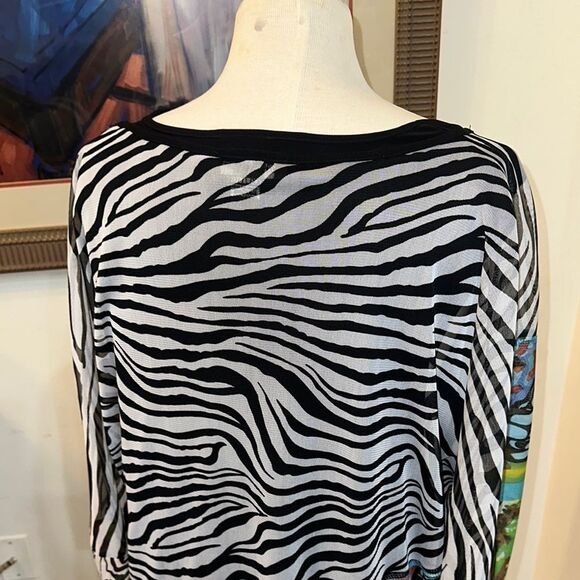 Michael Tyler Zebra Abstract 2 PC. Asymmetrical Top Size XXL - Picture 8 of 11